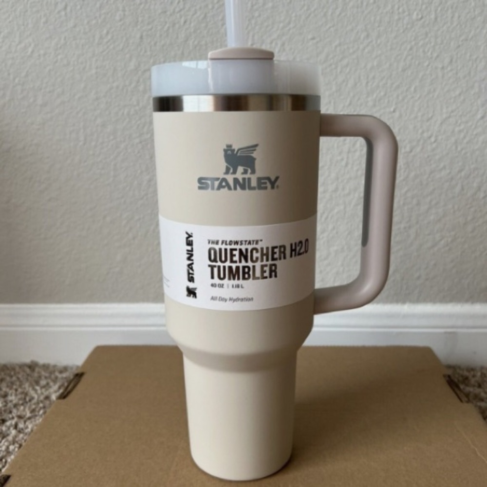 stanley tumbler